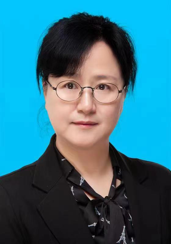 宋晶简历照片.jpg